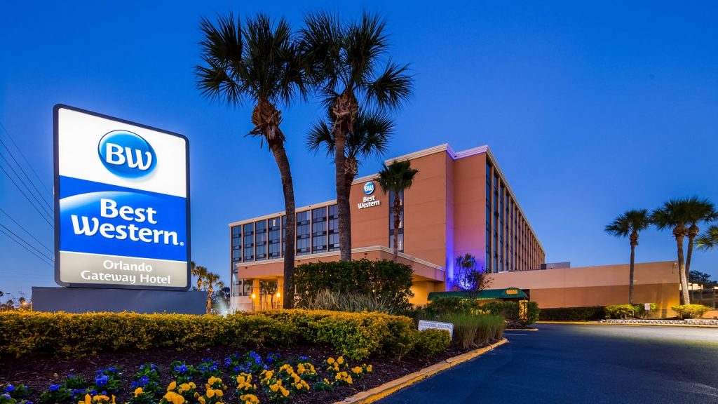 Prédio do hotel Best Western Orlando Getaway